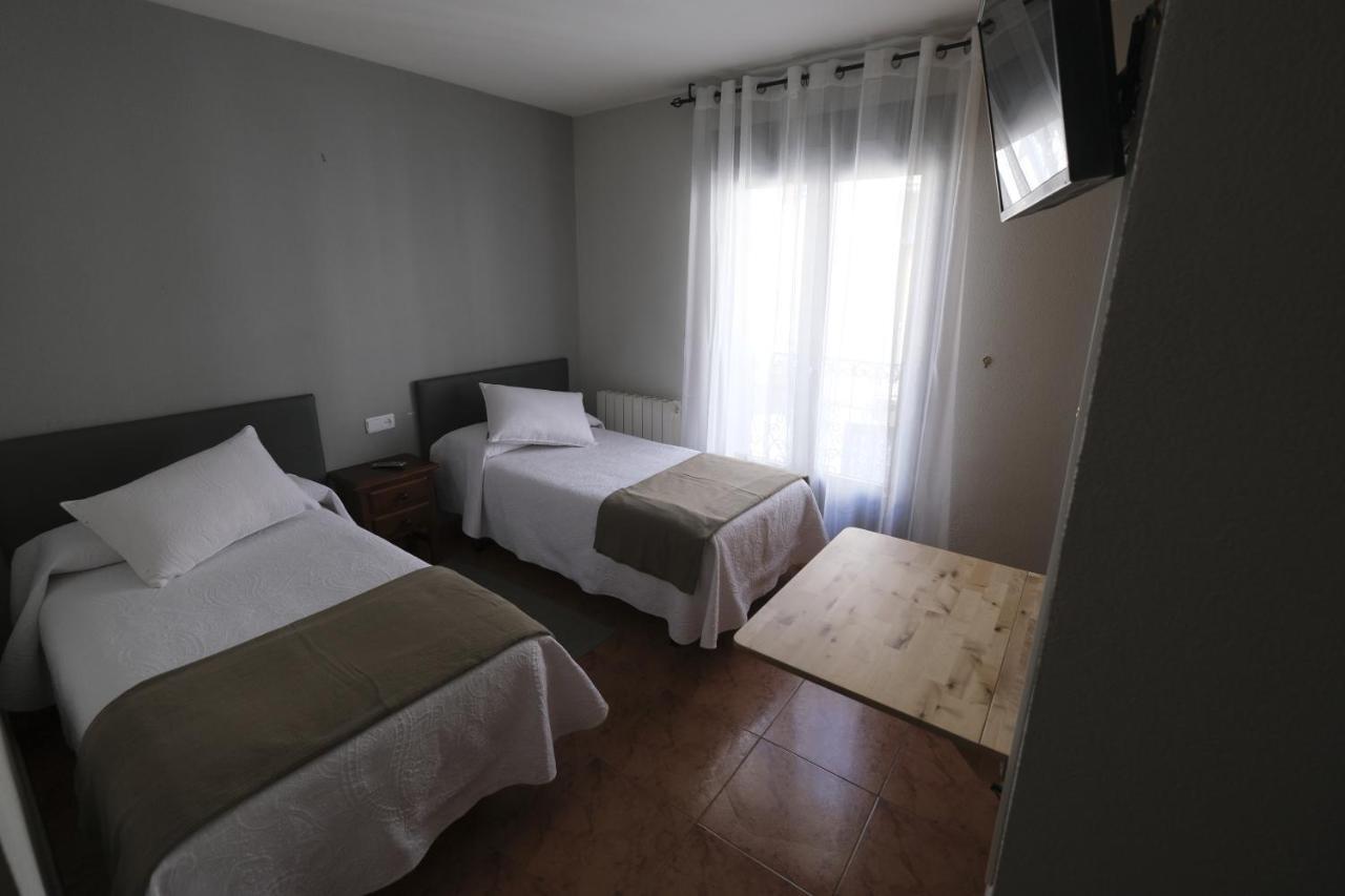 Hostal Restaurante Goya Piedrahita  Eksteriør billede